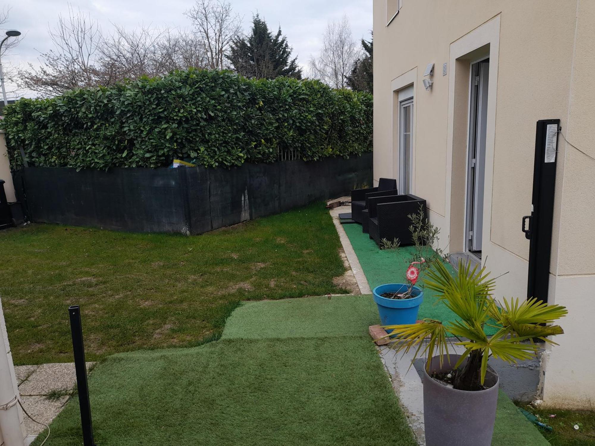 Family House Holiday home Beauvais