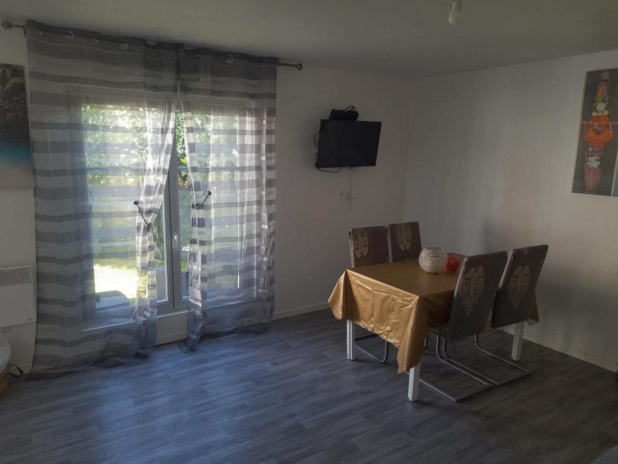 Family House Beauvais