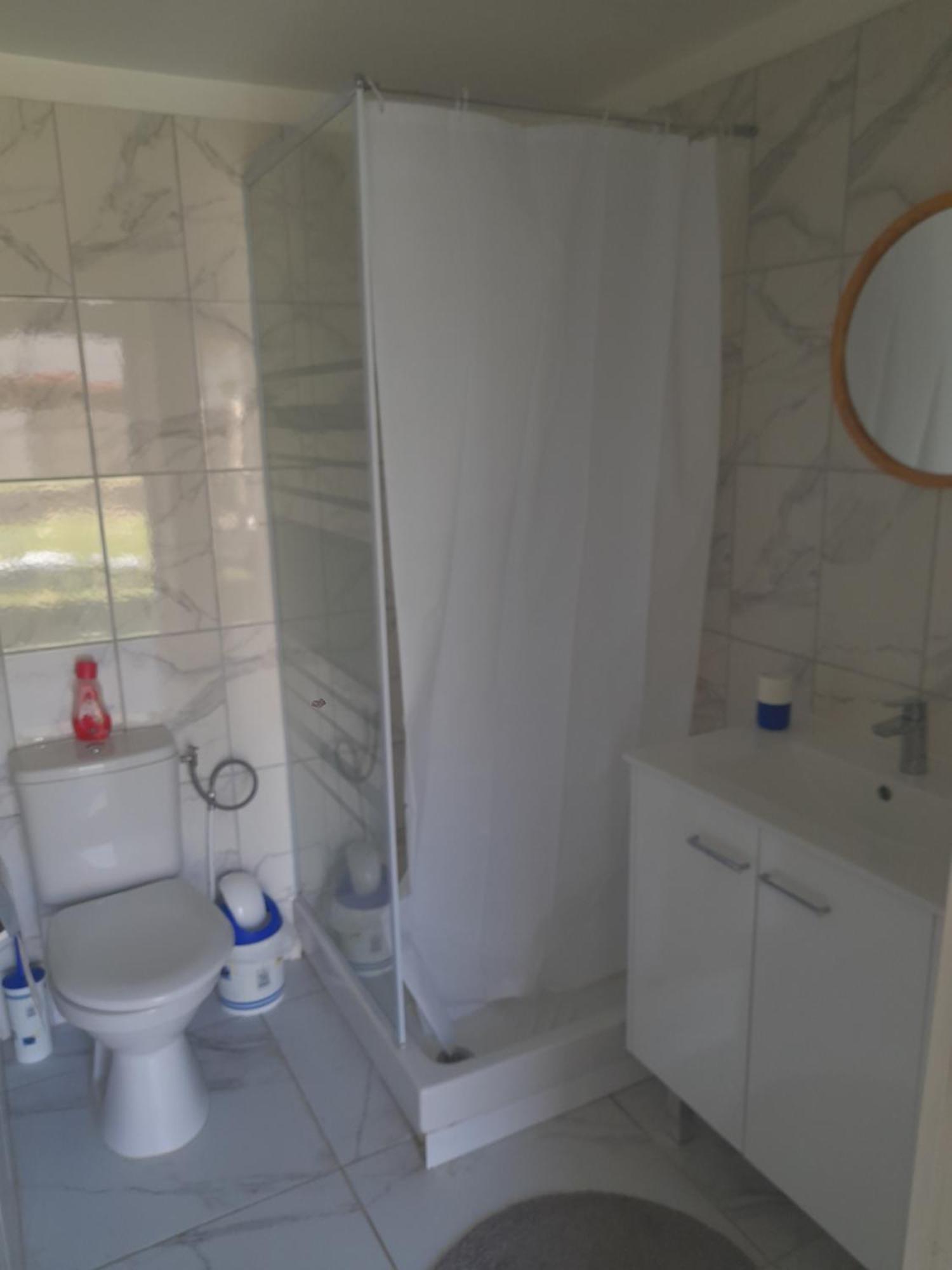 Holiday home Family House Beauvais