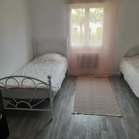Family House Villa Beauvais Room photo